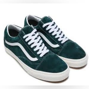 Women’s Vans Old Skool Pig Suede